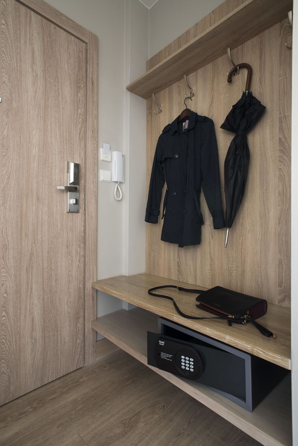 Apartment Tww -